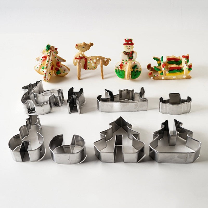 8 Piece Christmas Cake Molds