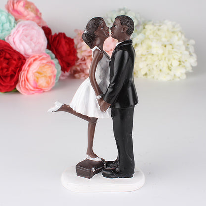 Wedding Cake Doll Resin Cake Decoration