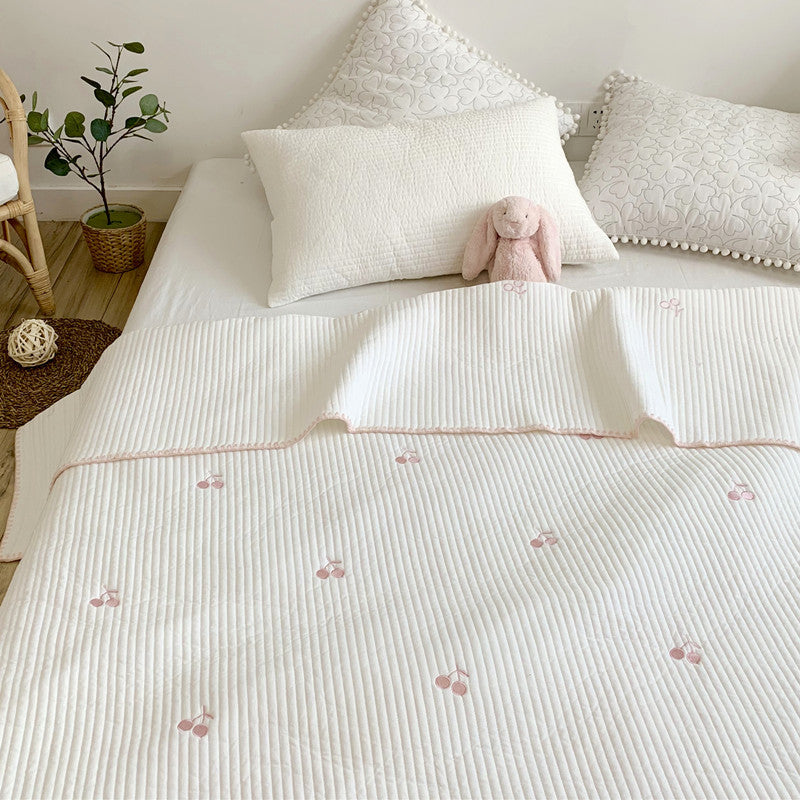 Three-Piece Cotton Quilted Sewing Quilt Bed Cover