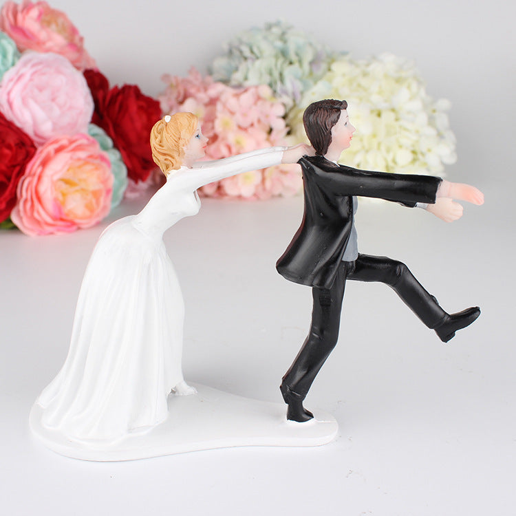 Wedding Cake Doll Resin Cake Decoration