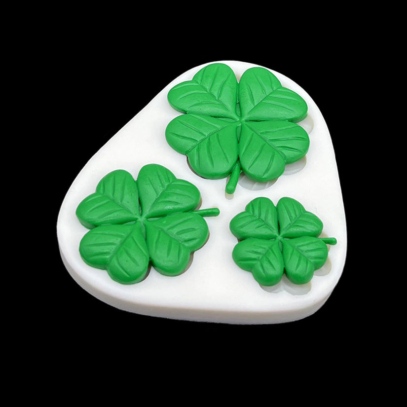 Silicone Mold For Four-leaf Cake