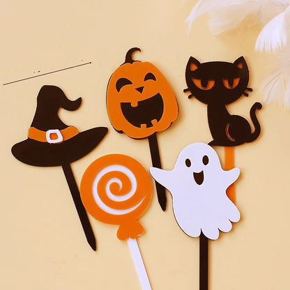 Adorable Decoration Of Halloween Baking Cake