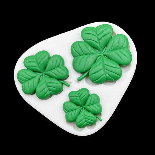 Silicone Mold For Four-leaf Cake